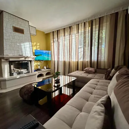 House Ana за гости ана *