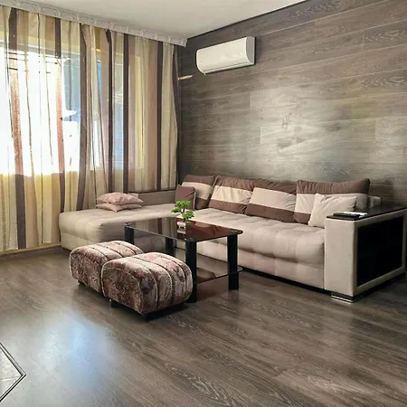 Apartment House Ana за гости ана